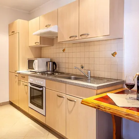 Hotel Pension Residence 3*