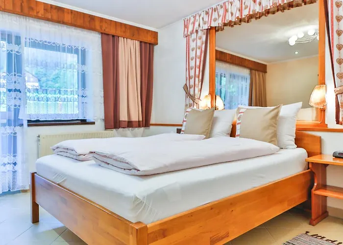 Hotel Pension Residence Guest house